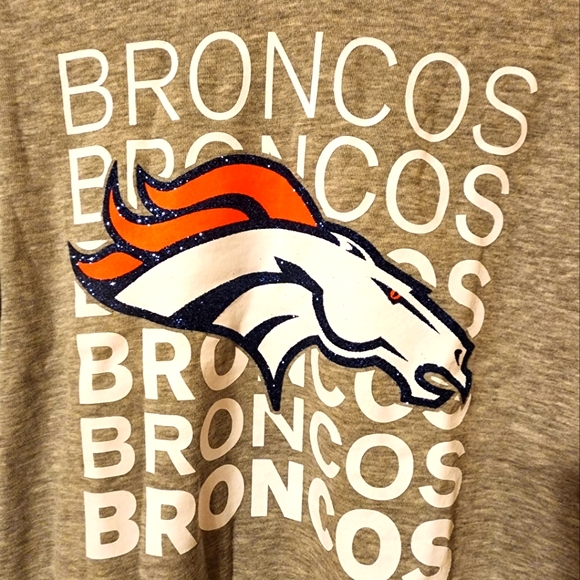 NFL Team Apparel Teen Girls Youth Denver Broncos Bling light hoodie Size 18 (XL) - Picture 4 of 7